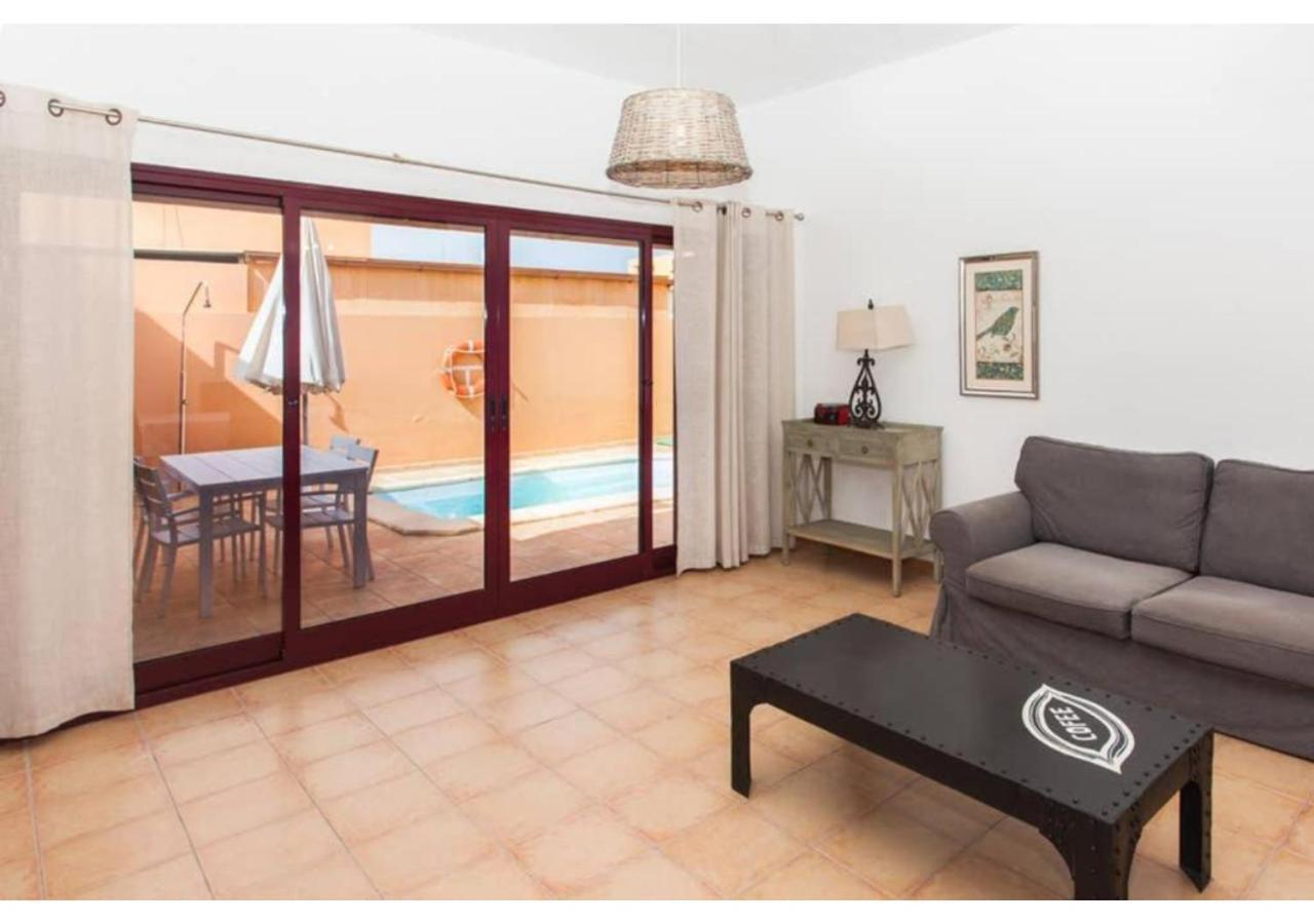 Anahi Homes Corralejo -villa Dracaena 4 * La Oliva